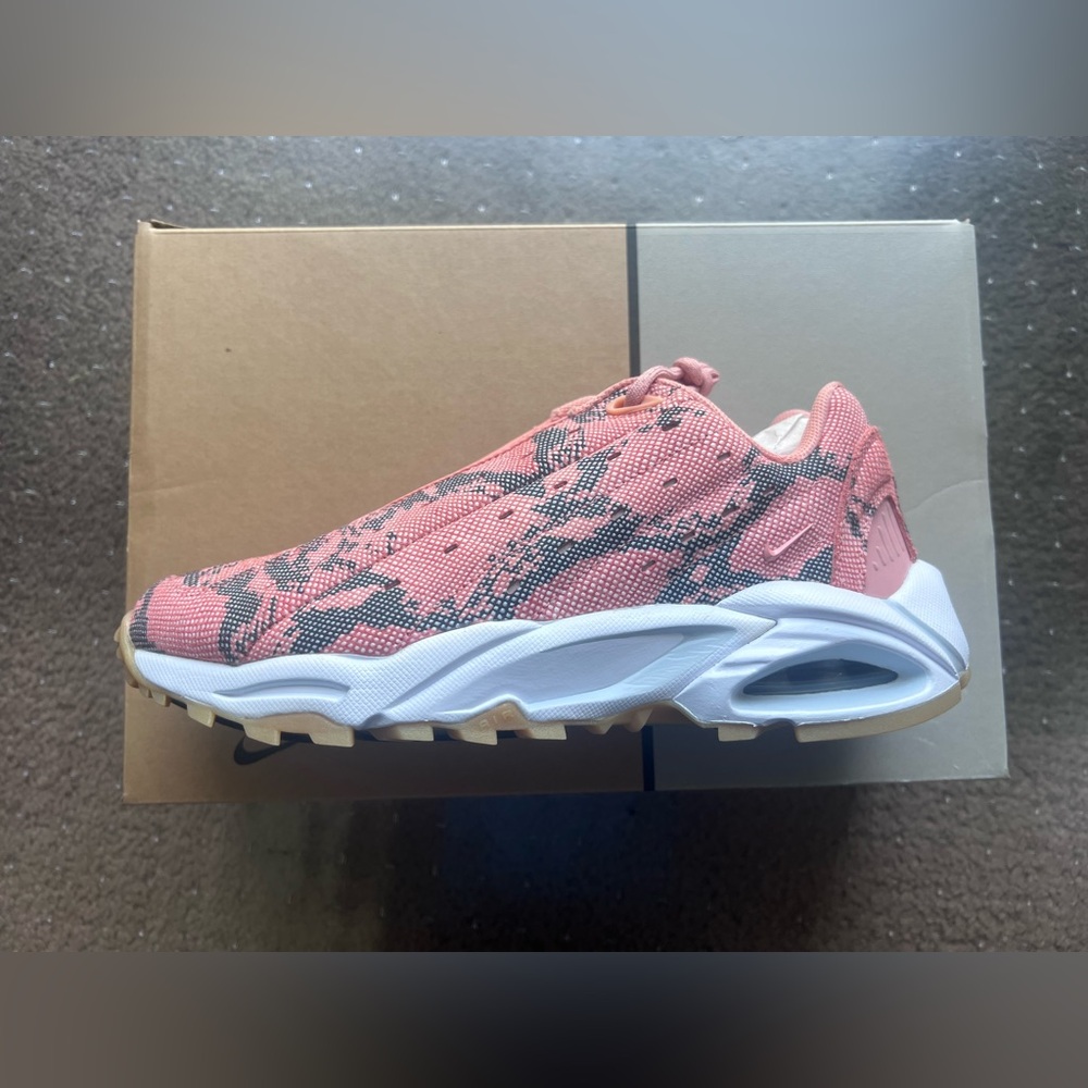 Nike NOCTA- Hot Step Air Terra-pink quartz.